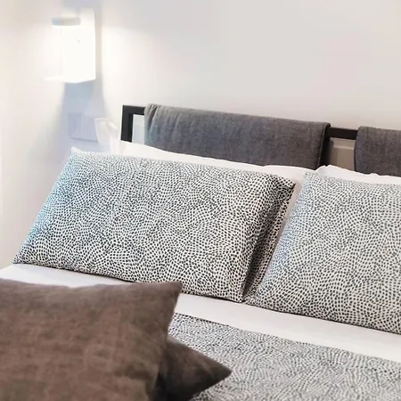 Apartment Cressoni Suite-downtown *